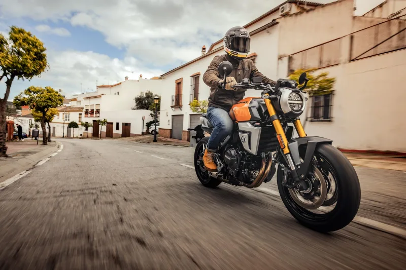 Suzuki GSX-8T 2026 Image: 2 Suzuki GSX-8T 2026 70855