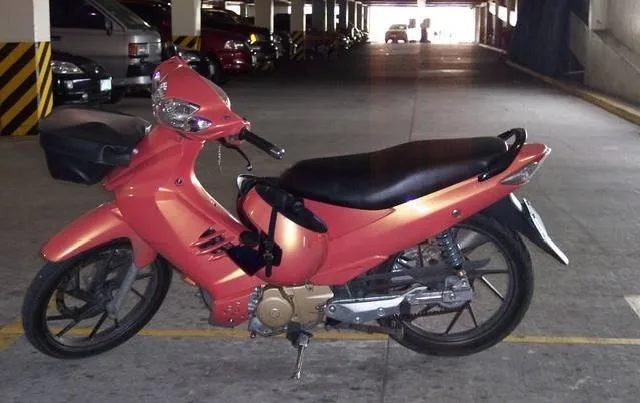Suzuki Shogun Pro 125 2013 Image: 2 Suzuki Shogun Pro 125 2013 74382