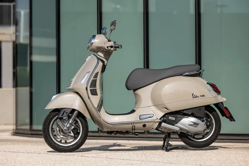 Vespa GTS Super 125 2024 74309