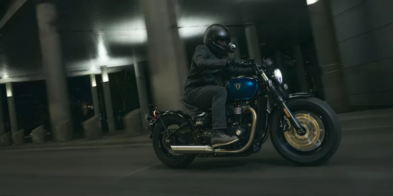 Triumph Bonneville Bobber 2026 Image: 2 Triumph Bonneville Bobber 2026 70270