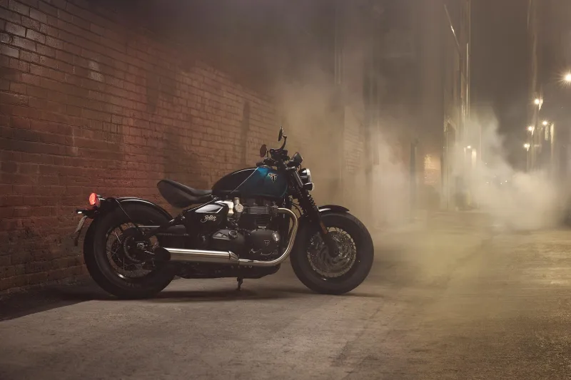 Triumph Bonneville Bobber 2026 Image: 3 Triumph Bonneville Bobber 2026 70271