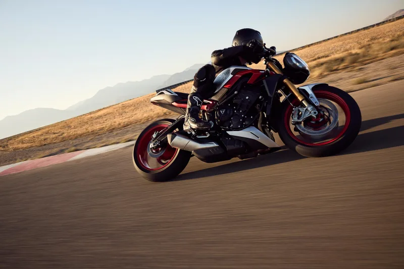 Triumph Street Triple 765RX 2026 Image: 2 Triumph Street Triple 765RX 2026 70950