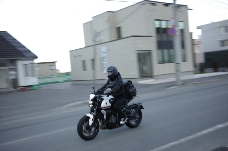 Triumph Trident 660