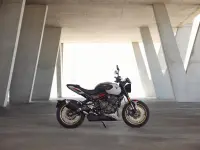Triumph Trident 800 2026 70517 Thumb