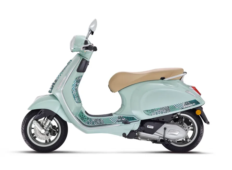 Vespa Primavera 50 Batik 2025 Image: 1 Vespa Primavera 50 Batik 2025 61394