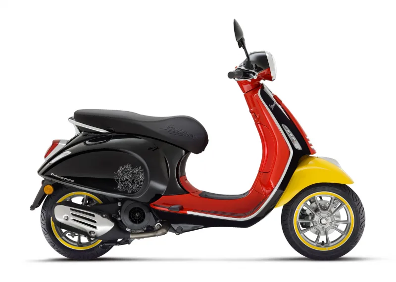 Vespa Primavera Disney Mickey Mouse Edition 2026