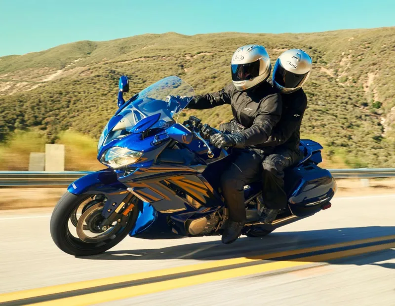 Yamaha FJR1300ES 2026 Image: 2 Yamaha FJR1300ES 2026 70843
