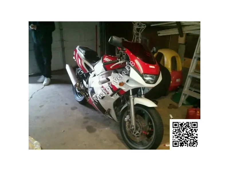 Yamaha FZR 750 R (reduced Effect)