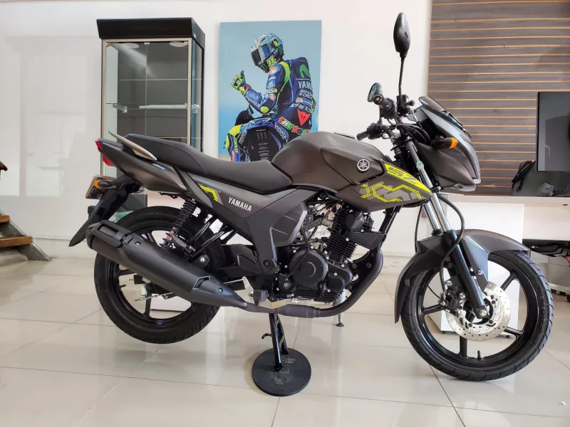 Yamaha Szr