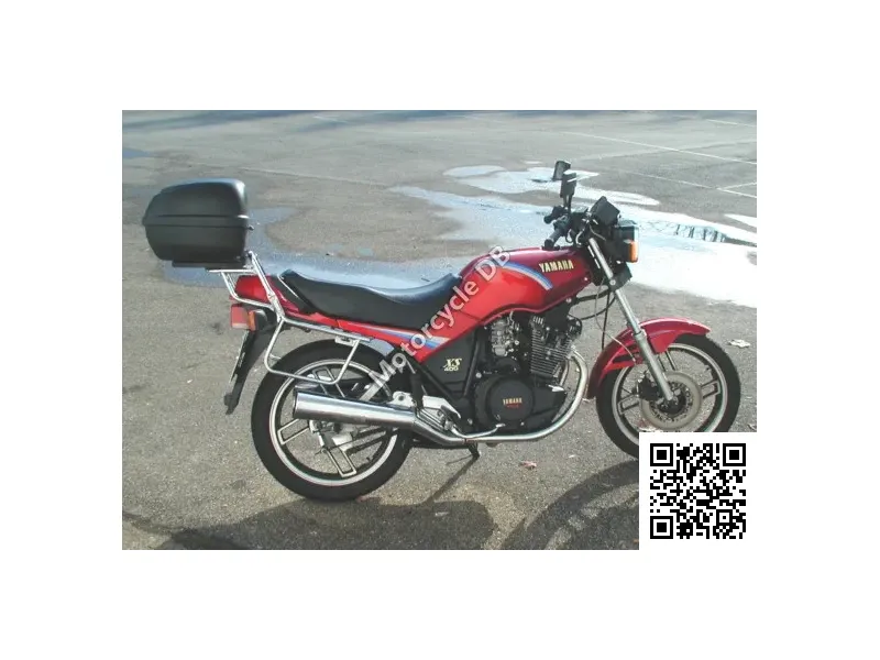 Yamaha XS 400 DOHC (reduced Effect) 1983 Image: 1 Yamaha XS 400 DOHC (reduced Effect) 1983 22656