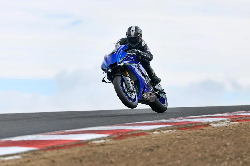 2026 Yamaha YZF-R1