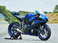 Yamaha R7 2023 74651 Thumb