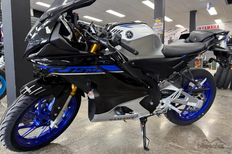 Yamaha YZF-R15M 2024