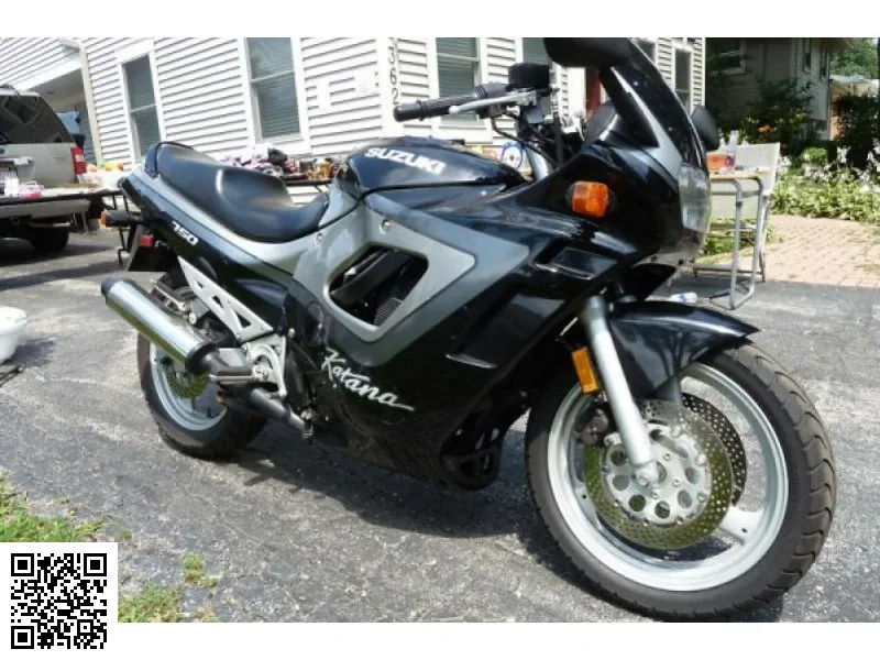 Suzuki GSX 750 F (reduced Effect)