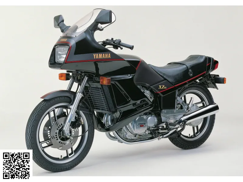Yamaha XZ 550 (reduced Effect) 1982 Image: 1 Yamaha XZ 550 (reduced Effect) 1982 54390
